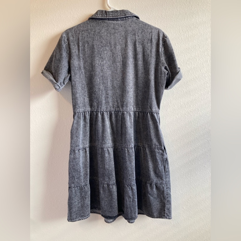 LuLaRoe Ashton Gray Wash Denim Dress Size XS Button Front Pockets - Picture 8 of 11